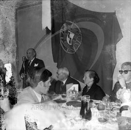 Homenagem, Fajões
