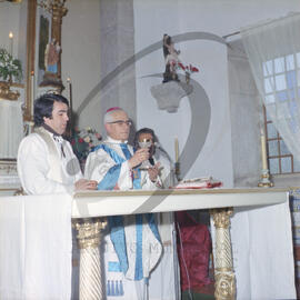 Visita do Bispo da Diocese do Porto, D. António Ferreira Gomes, a Chave