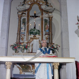 Visita do Bispo da Diocese do Porto, D. António Ferreira Gomes, a Chave