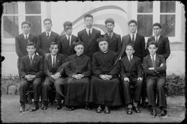 Padres e alunos do Seminário Apostólico São João de Brito