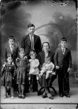 Grupo familiar, Raúl Augusto e família da Casa da Comenda