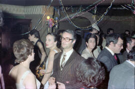 Festa de carnaval no café Assembleia