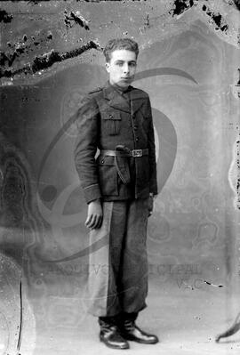Retrato de jovem da Mocidade Portuguesa