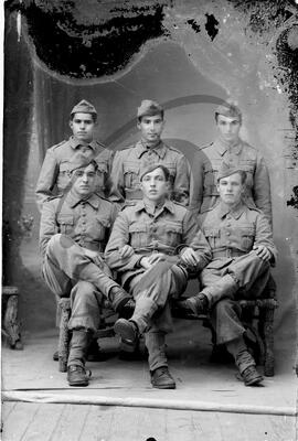 Retrato de militares