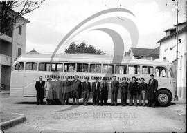 Camionetes amarelas
