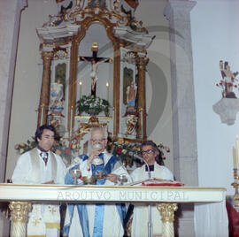 Visita do Bispo da Diocese do Porto, D. António Ferreira Gomes, a Chave