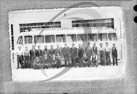 Camionetes amarelas