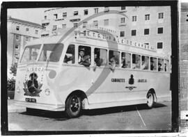 Camionetes amarelas