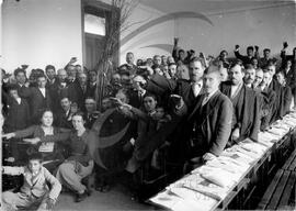 Reunião de lavradores na Casa do Povo