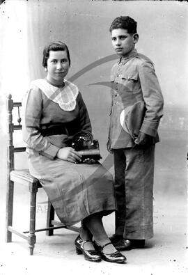 Retrato de mulher e criança