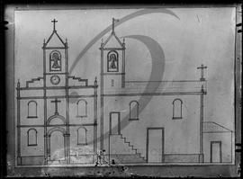 Alçado principal e lateral de uma igreja