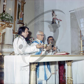 Visita do Bispo da Diocese do Porto, D. António Ferreira Gomes, a Chave