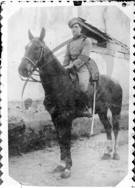 Retrato de militar a cavalo