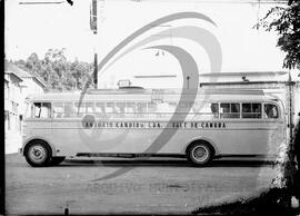 Camionetes amarelas